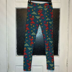 LuLaRoe Women’s Green Multicolored Triangular Geometric shaped Leggings size OS